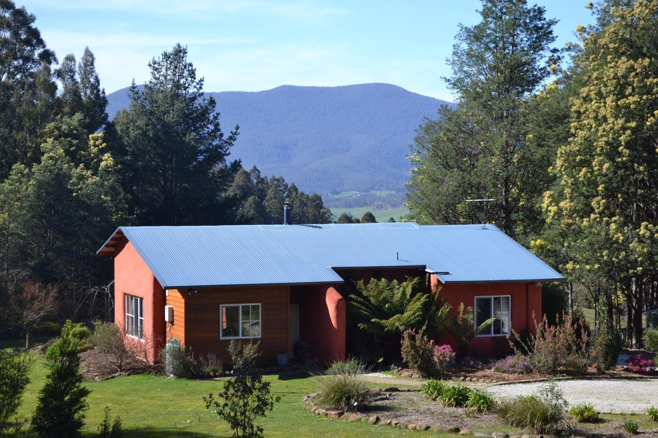 Whispering Spirit Holiday Cottages & Mini Ponies Franklin Eksteriør billede